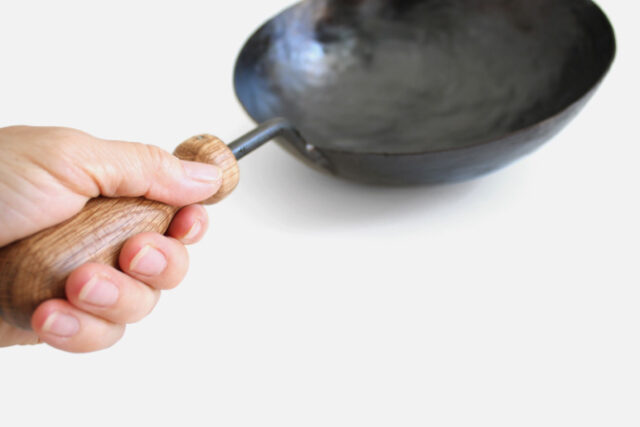 【所JAPAN】佐々木希さん愛用の鉄フライパン中華鍋『槙塚鉄工所の鉄鍋』の通販お取り寄せ