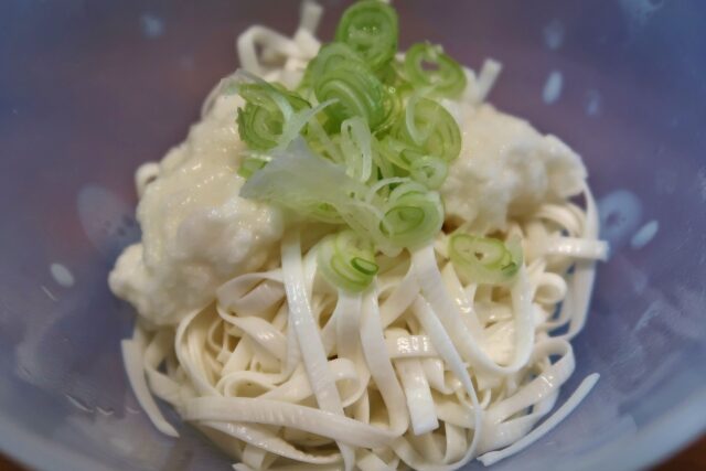 【土曜は何する】豆腐干レシピ｜麺の代わりに使えるダイエットヘルシー食材