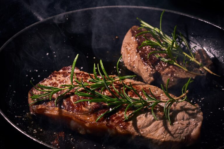 【夜会】ステーキのジューシーな焼き方『TOKYO COWBOY』肉のプロ直伝
