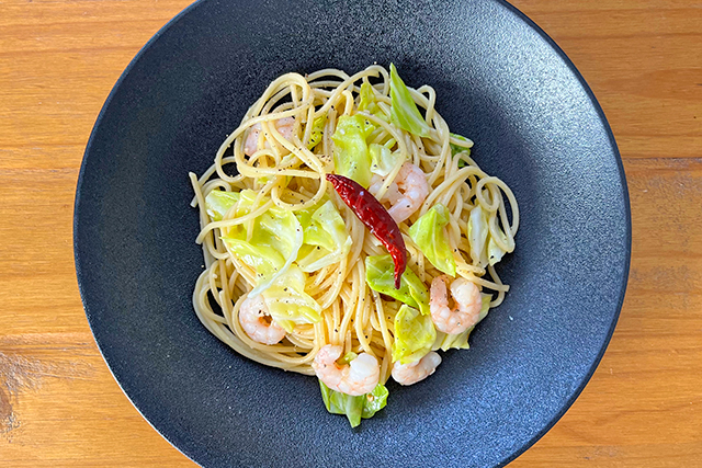 【DAIGOも台所】白菜とえびのスパゲッティのレシピ｜温かいパスタ料理