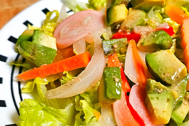 【DAIGOも台所】魚肉ソーセージのホットサラダのレシピ 余った野菜使い切り料理