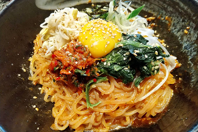 【土曜は何する】十割そばのビビンククスの美韓レシピ Atsushi先生の美肌に良い韓国料理