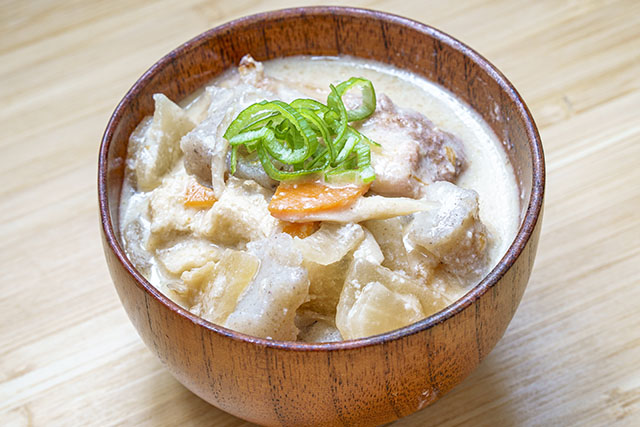 【きょうの料理】豚肉と根菜の粕汁のレシピ 小西雄大さんの京料理