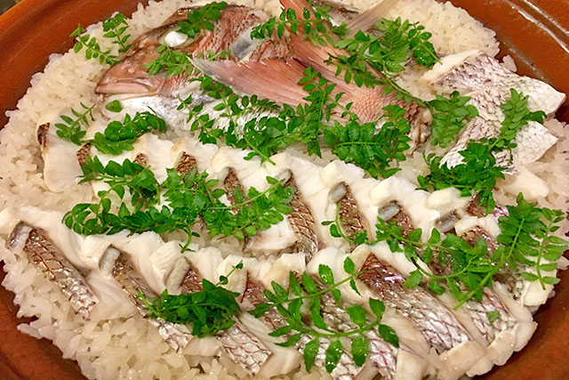 【DAIGOも台所】贅沢な鯛めしのレシピ 土鍋で作るお祝い料理