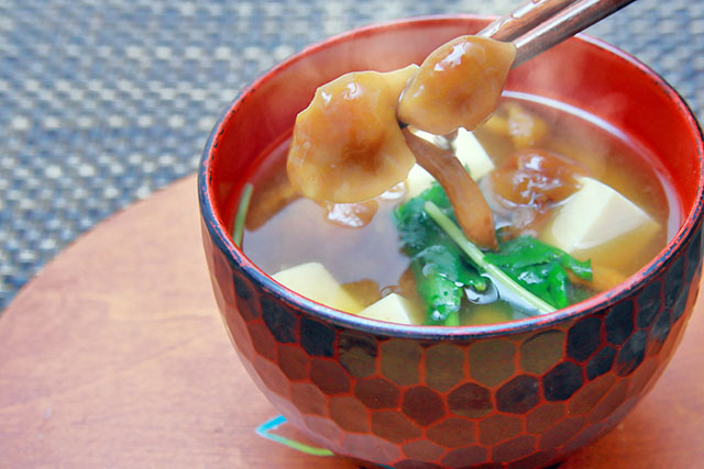 【DAIGOも台所】豆腐となめこの味噌汁のレシピ プロが教える基本の料理